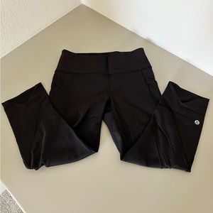 Lululemon cropped mesh legging - size 4